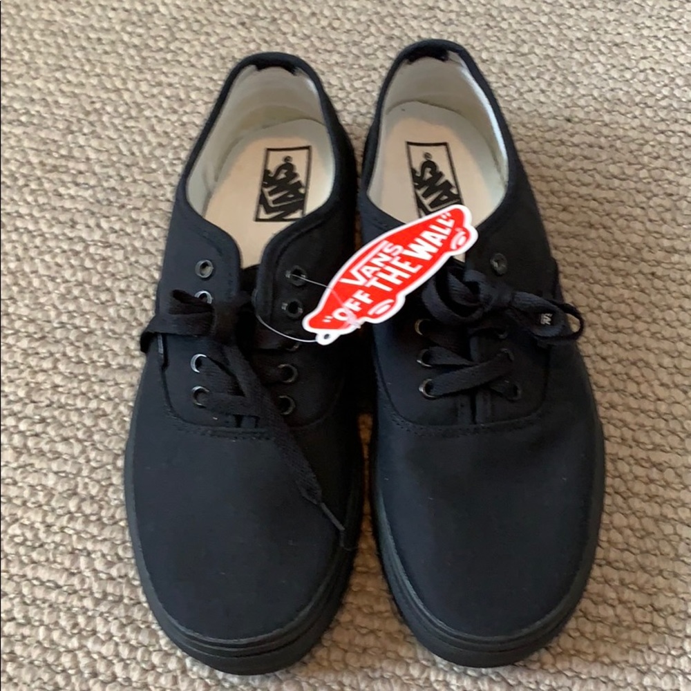 New with tags Black Vans size 8.5